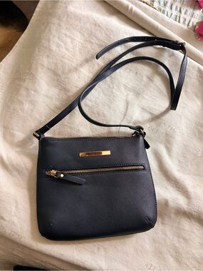 Classic navy Crossbody Bag with Gold Hardware